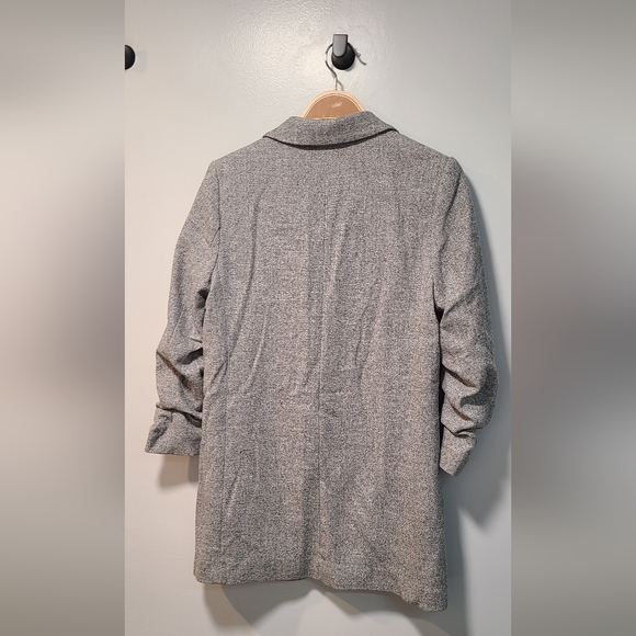 H&M Gray Oversized Blazer - Picture 2 of 4